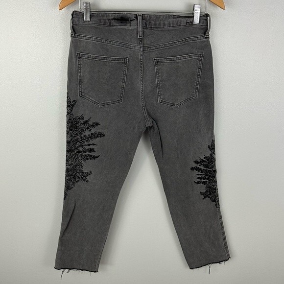 We The Free For Free People Grey Floral Embroidered Girlfriend Jeans Size 28 - Picture 5 of 16